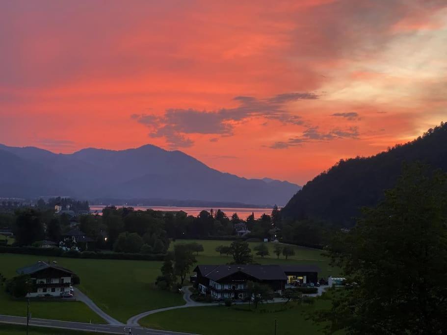 Schoene Ferienwohnung Mit Wolfgangseeblick Strobl Dış mekan fotoğraf